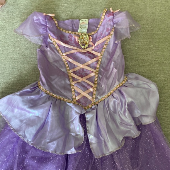 Disney Princess Tangled Rapunzel Costume Size 7-8. NWOT . - Picture 5 of 12
